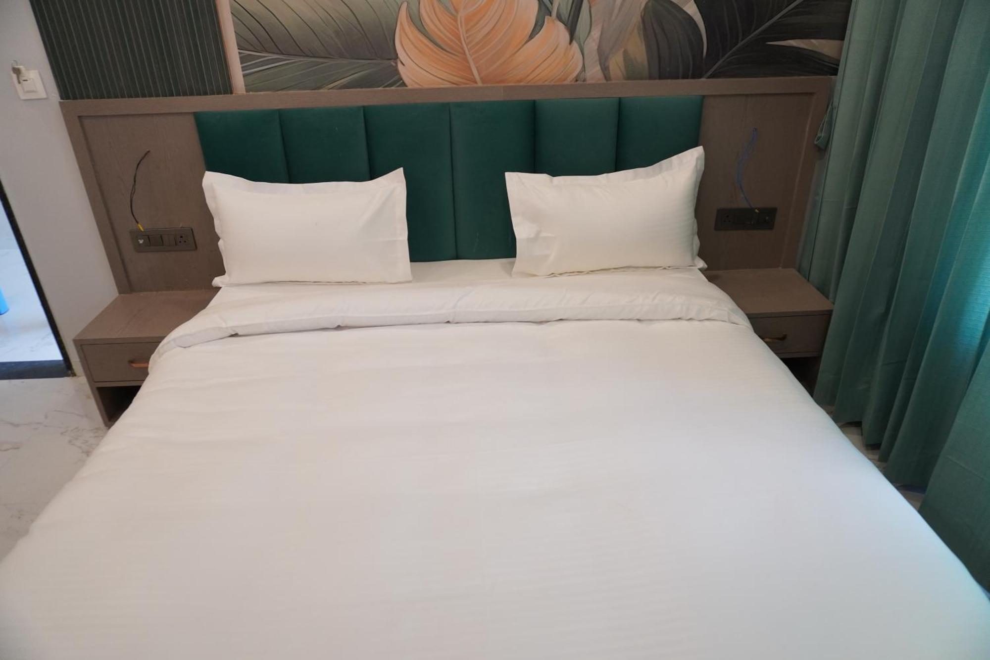 Hotel Heera Palace Khātu Εξωτερικό φωτογραφία